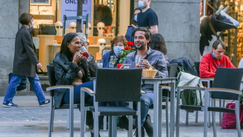 ep archivo varias personas en la terraza de un bar a 31 de marzo de 2021 en madrid espana ep archivo varias personas en la terraza de un bar a 31 de marzo de 2021 en madrid espana