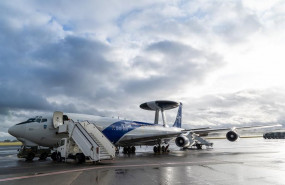 ep aviones awacs de la otan en la base aerea de melsbroek belgica con motivo de la firma del
