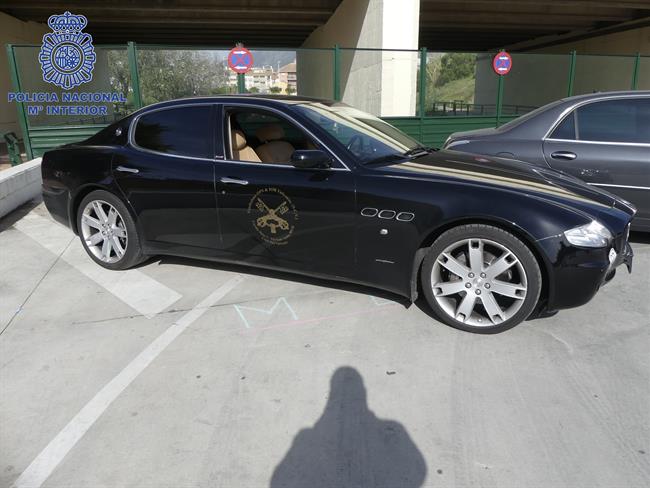 Coche banca vaticana red suplantaba al Banco Vaticano en Fuengirola | POLICÍA NACIONAL ep coche banca vaticana red suplantababanco vaticanofuengirola