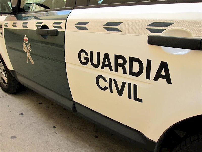 ep coche de la guardia civil