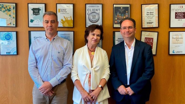 ep de izquierda a derecha el cofundador de digitalsign alvaro matos la presidenta ejecutiva de grupo
