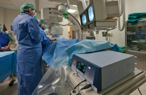 ep dispositivoradiofrecuenciaprimer planouna operacionun hipertenso