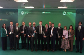 ep el ceo del grupo iberdrola pedro azagra en una foto de familia durante la entrega de los premios