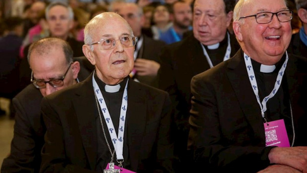 ep i-d el arzobispo de valladolid y presidente de la cee el cardenal ricardo blazquez y el prefecto