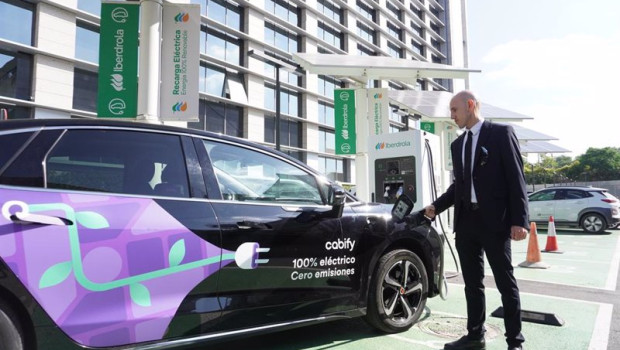 ep iberdrola y cabify firma una alianza para impulsar la movilidad sostenible para conductores de la
