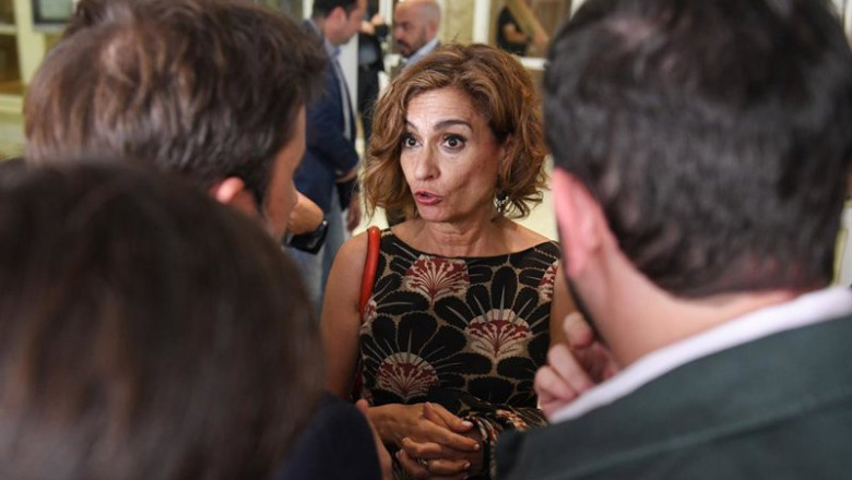 ep la vicepresidenta primera y ministra de hacienda maria jesus montero a su llegada a una sesion ep la vicepresidenta primera y ministra de hacienda maria jesus montero a su llegada a una sesion