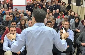 ep patxi lopez duranteencuentromilitantesla vall duixo
