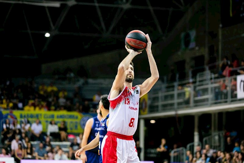 ep sergi vidal jugando con el fuenlabrada