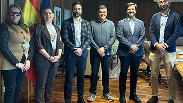 ep ugt fica y ccoo industria se reunen con el secretario de estado de energia joan groizard para