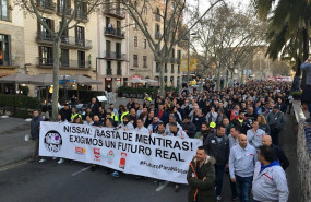 ep un millar de trabajadores de nissan protestan en barcelona para exigir un plan de futuro el 5 de