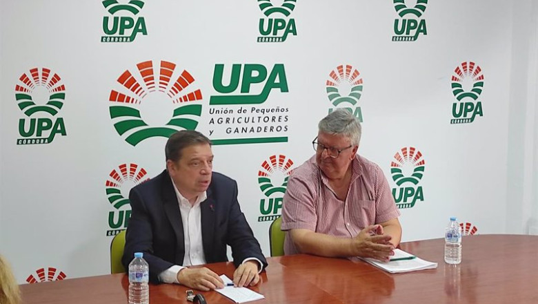 ep archivo luis planas y miguel cobos en la sede de upa ep archivo luis planas y miguel cobos en la sede de upa