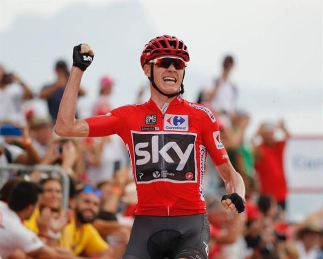 ep chris froome celebratriunfocumbresolla vuelta