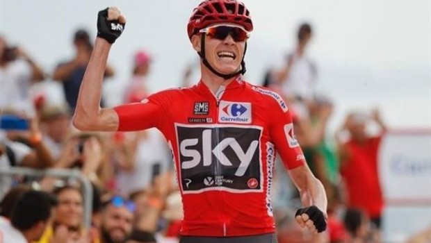 ep chris froome celebratriunfocumbresolla vuelta