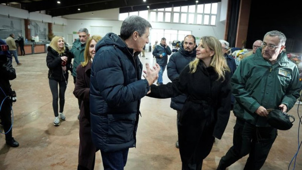 ep el general luis ortega dcha junto a la vicepresidenta yolanda diaz centro y el delegado del
