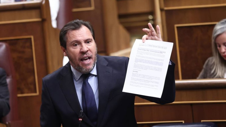 ep el ministro de transportes oscar puente durante un pleno en el congreso de los diputados a 15 de