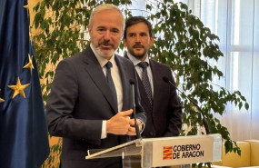 ep el presidente de aragon jorge azcon y el consejero delegado de alkeymia diego fabeiro