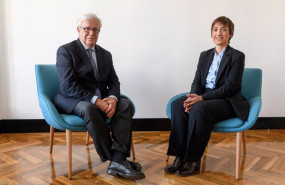 ep el presidente de asval joan clos y la directora general de asval maria andreu