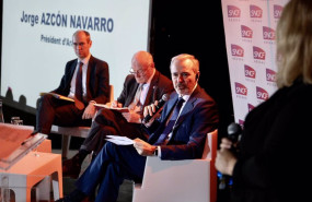 ep el presidente del gobierno de aragon jorge azcon participa en el acto de cierre de la consulta