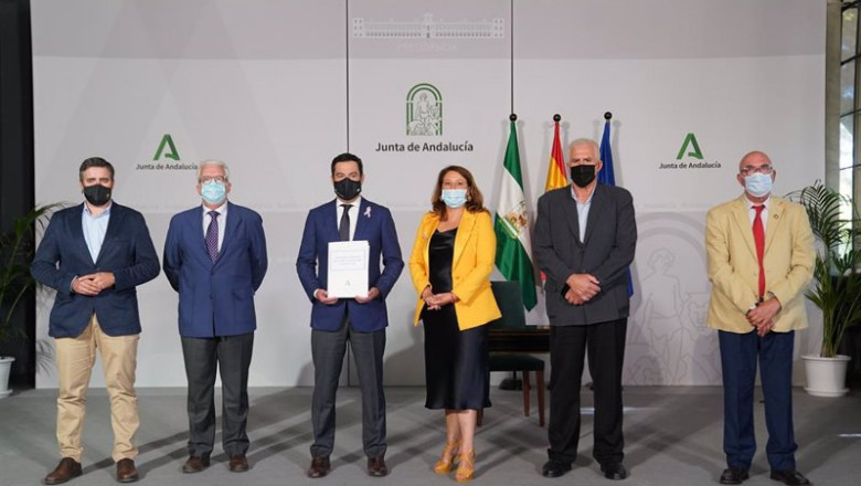 ep firma de la declaracion institucional para la adhesion de la junta a la reindivicacion del sector