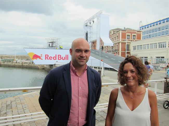 ep jesus martinez salvadorlaura perez responsablecomunicacionred bull