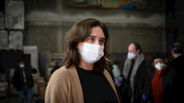 ep la alcaldesa de barcelona ada colau protegida con mascarilla ep la alcaldesa de barcelona ada colau protegida con mascarilla