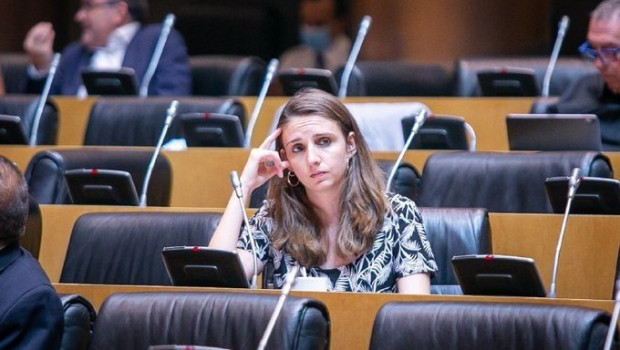 ep la diputada de unidas podemos lucia munoz en una imagen en una comision del congreso