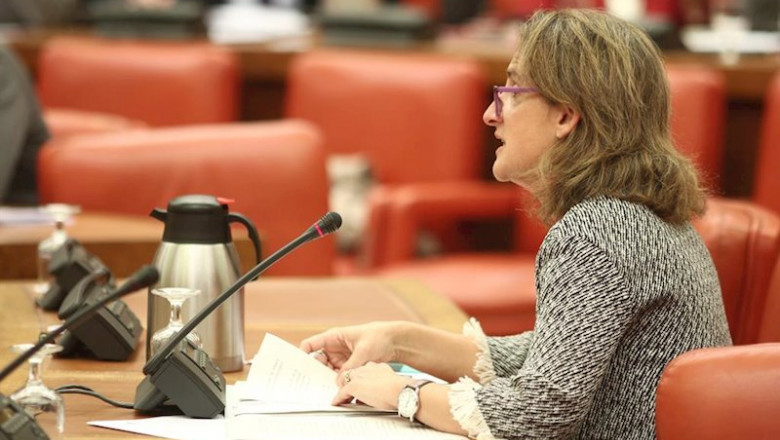 ep la ministra para la transicion energetica teresa ribera durante la reunion de la diputacion