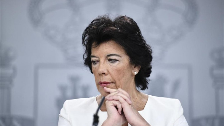 ep la ministra portavoz en funciones isabel celaa comparece ante los medios de comunicacion tras la ep la ministra portavoz en funciones isabel celaa comparece ante los medios de comunicacion tras la