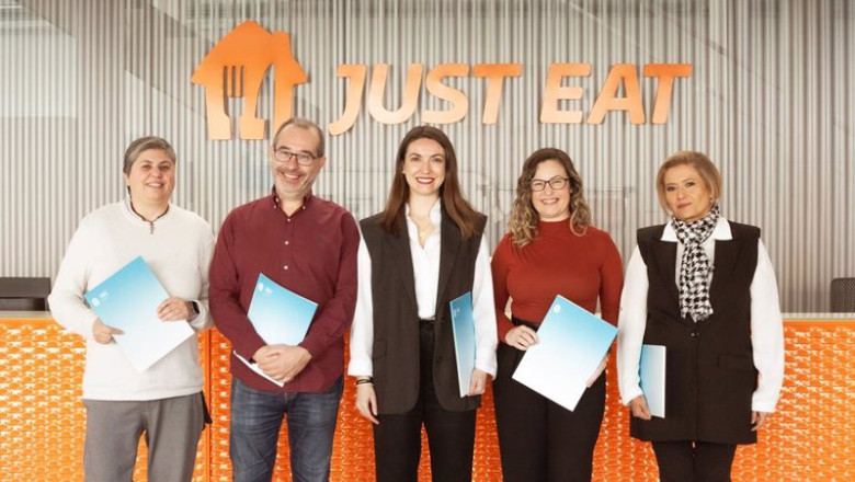 ep los sindicatos y just eat firman un nuevo acuerdo laboral ep los sindicatos y just eat firman un nuevo acuerdo laboral