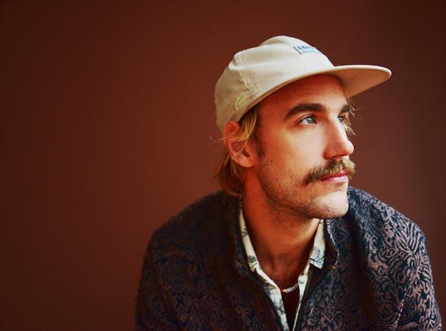 El músico Rayland Baxter | FEVER PRODUCTIONS ep musico rayland baxter