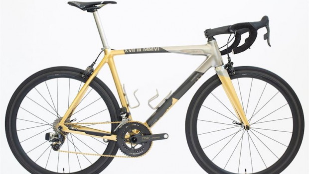 ep passoni dona su exclusivo modelo fidia milan-sanremo para recaudar fondos para un hospital de