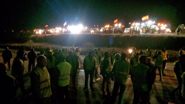 ep primeros cortes de carreteras en c lm por las protestas del campo