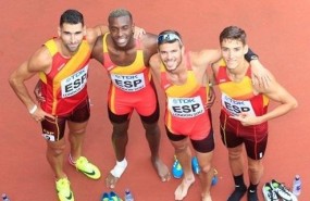 ep relevo 4x400 espana oscar husillos lucas bua darwin echeverry samuel garcia