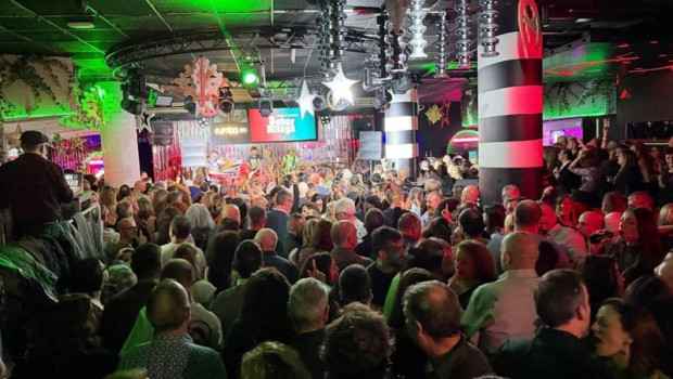 ep tardeo en una discoteca