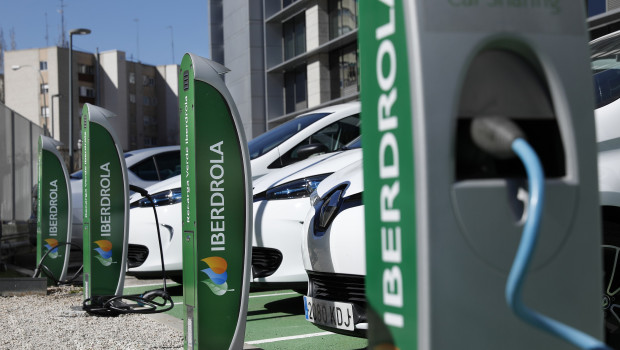 2023 03 vehículos eléctricos en puntos de recarga de iberdrola