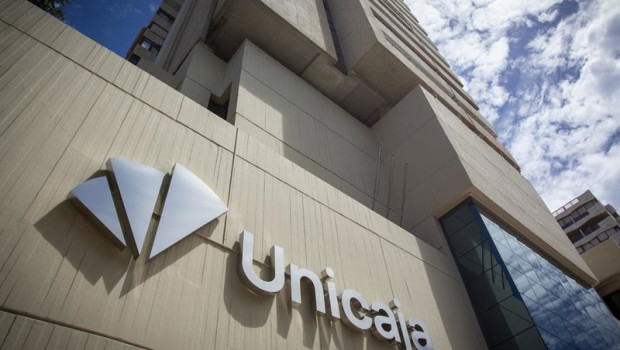 ep archivo   imagen de la fachada de una sede de unicaja