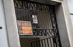 ep archivo un cartel de se alquilaen madrid espana ep archivo un cartel de se alquilaen madrid espana