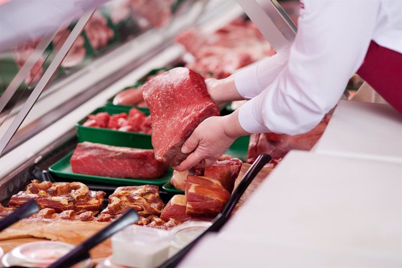 Bruselas defiende una dieta equilibrada ante la polémica de la carne en España