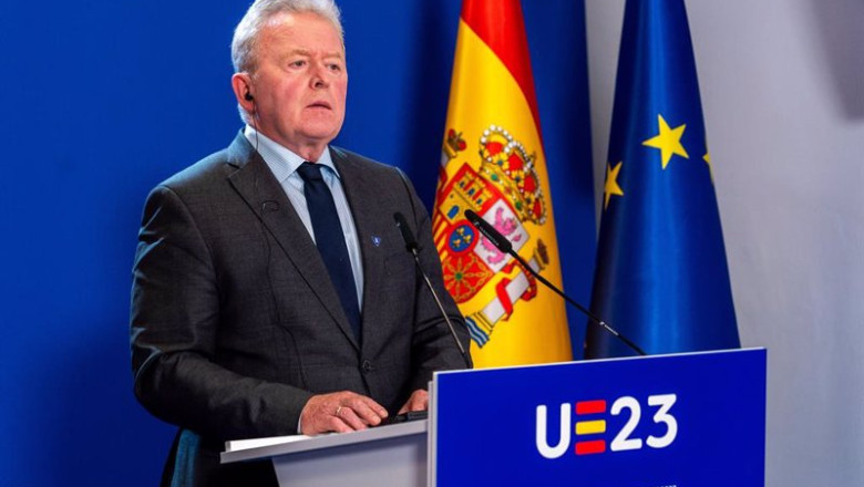 El comisario de Agricultura y Desarrollo Rural de la UE, Janusz Wojciechowski, atiende a los medios de comunicación, tras las sesiones de trabajo de la Reunión Informal de Ministros (RIM). A 05 de septiembre del 2023 en Córdoba (Andalucía, España). | Francisco J. Olmo - Europa Press ep el comisario de agricultura y desarrollo rural de la ue janusz wojciechowski atiende a los medios