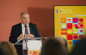 ep el ministro de industria y turismo jordi hereu ha presentado este martes el libro la imagen de