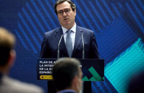 ep el presidente de la ceoe antonio garamendi interviene en la presentacion del plan de accion para