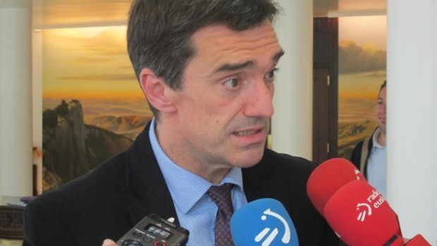 ep jonan fernandez