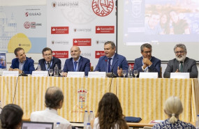 ep jornadacurso retossalud publicala enfermedad hepatica la enfermedad hepaticasu contexto social patrocinadogileadcelebradomarcolos cursosveranola universidad complutense en san lorenzoescorial