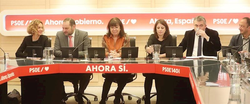 ep la cabeza de lista del psc al congreso meritxell batet el secretario de organizacion del psoe