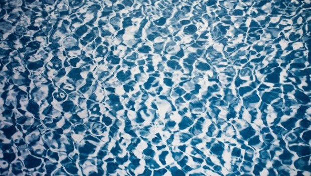 ep la obra piscina infinita de kind of cyan premio artsfad 2018