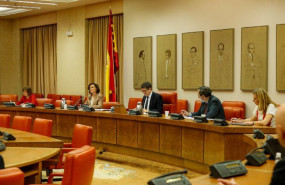 ep la vicepresidenta carmen calvo compareciendo en el congreso