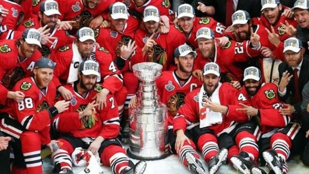 ep los blackhawks celebranstanley cup