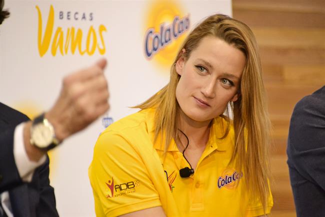 ep mireia belmonte durantepresentacionlas becas vamos