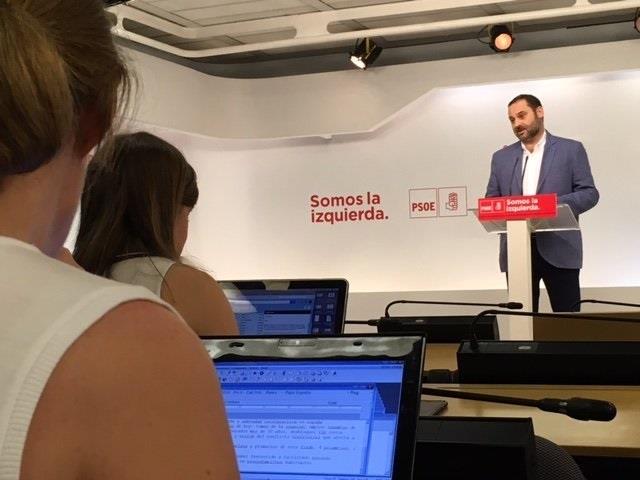 Rueda de prensa de José Luis Ábalos en Ferraz | TWITTER DEL PSOE ep ruedaprensajose luis abalosferraz 20170717151102