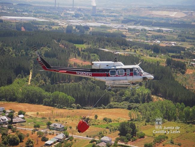 Uno de los helicópteros del operativo de CyL | JCYL ep unolos helicopterosoperativocyl